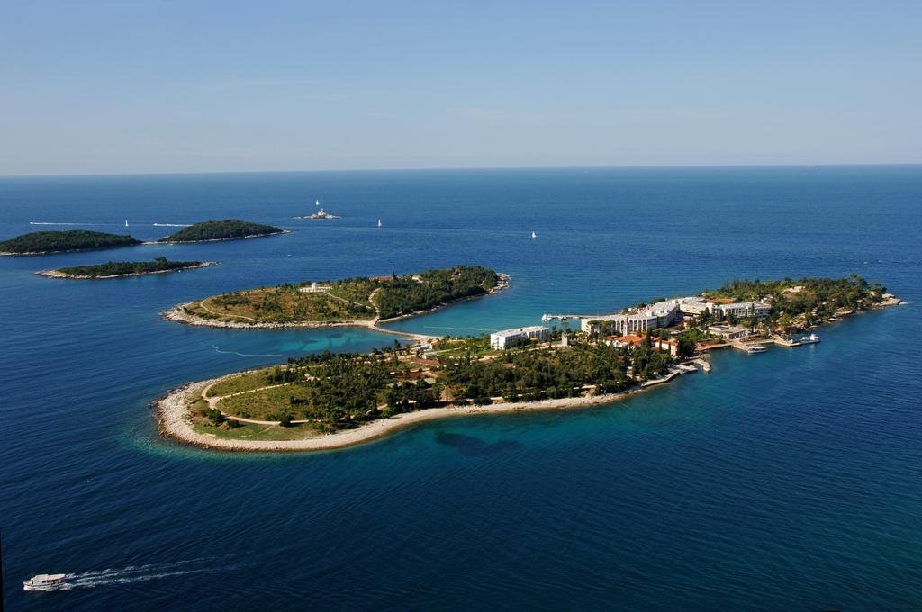 Red-Island-Crveni-otok-st-Andrew-Rovinj-Croatia